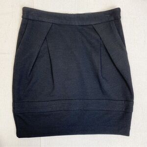 Kenzie black Wool Blend Mini skirt size 2